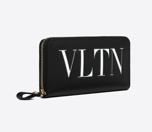 19AW新作大人気 ヴァレンティノスーパーコピーヴァレンティノ VLTN アラウンドジップウォレット ロックスタッド 長財布